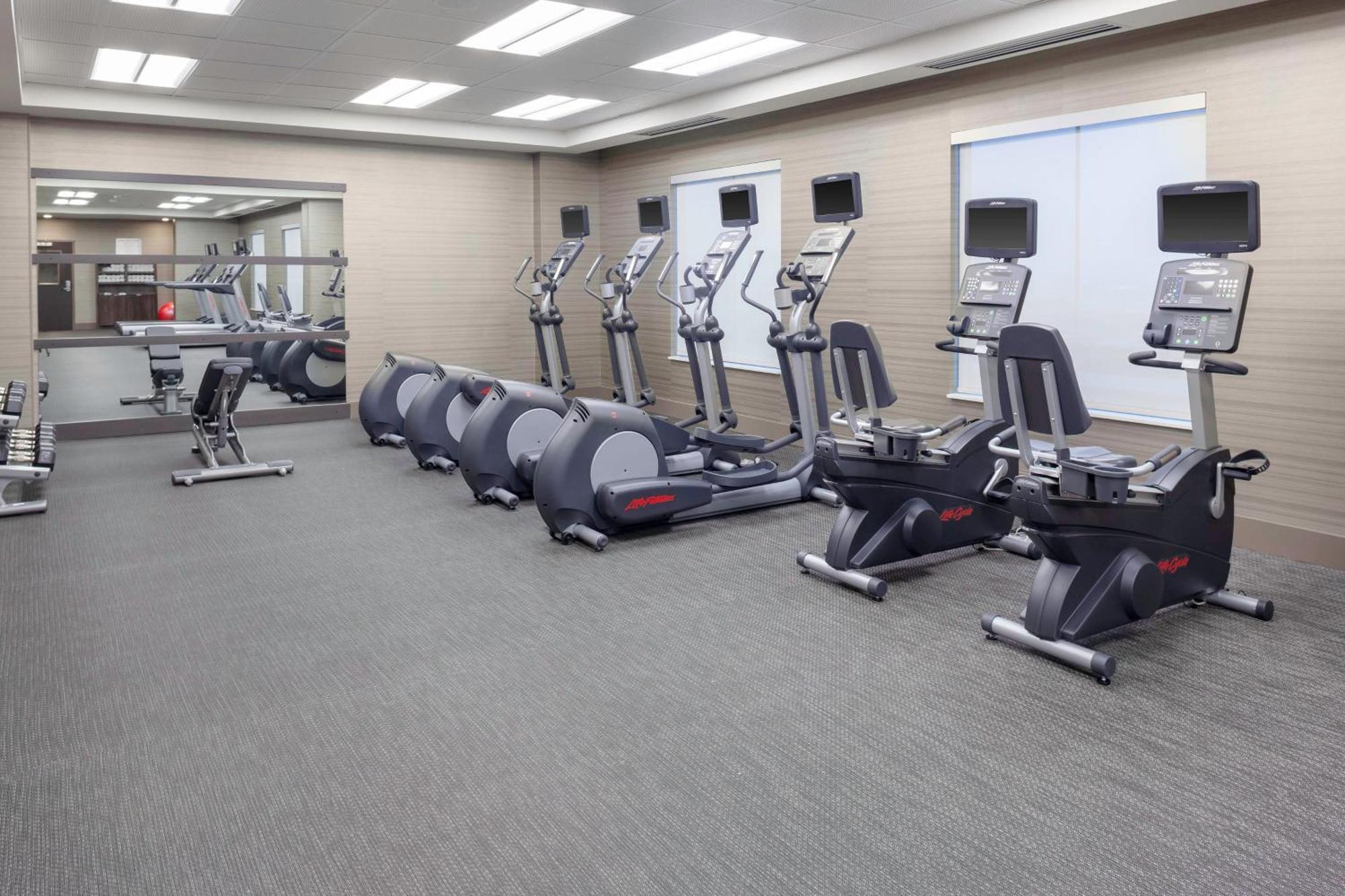 Courtyard By Marriott Dallas Downtown/Reunion District Экстерьер фото